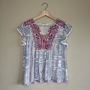 THML shirt women XS short sleeve embroidered ruffle sleeve pink & white